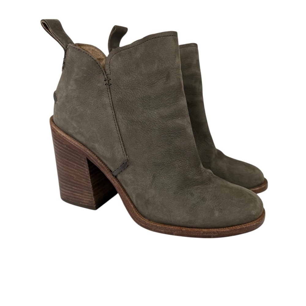 UGG Pixley Stacked Block Heel Ankle Boots in Taupe Nubuck Leather 7